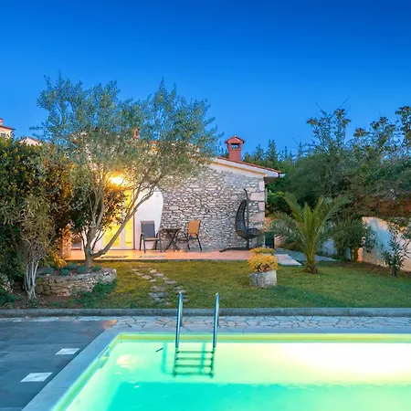 Stonehouse Ewa&pool Tatil Evi *